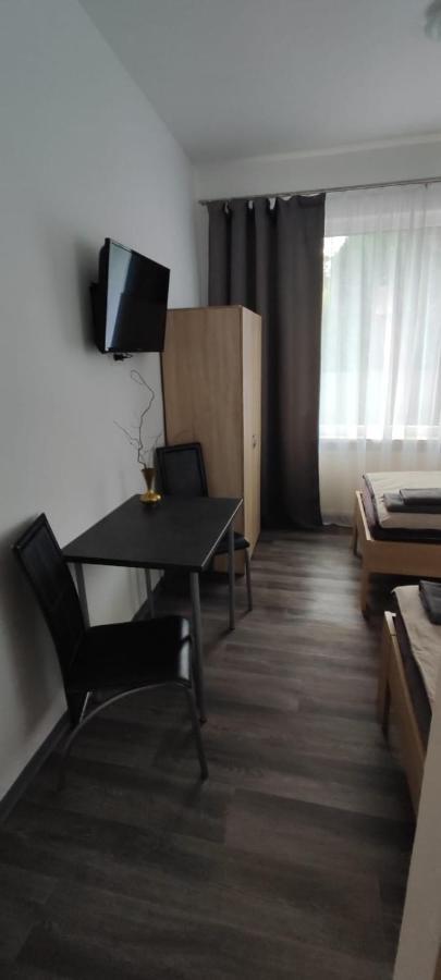 Apartments Zum Stillen Winkel Niederbreitbach Extérieur photo